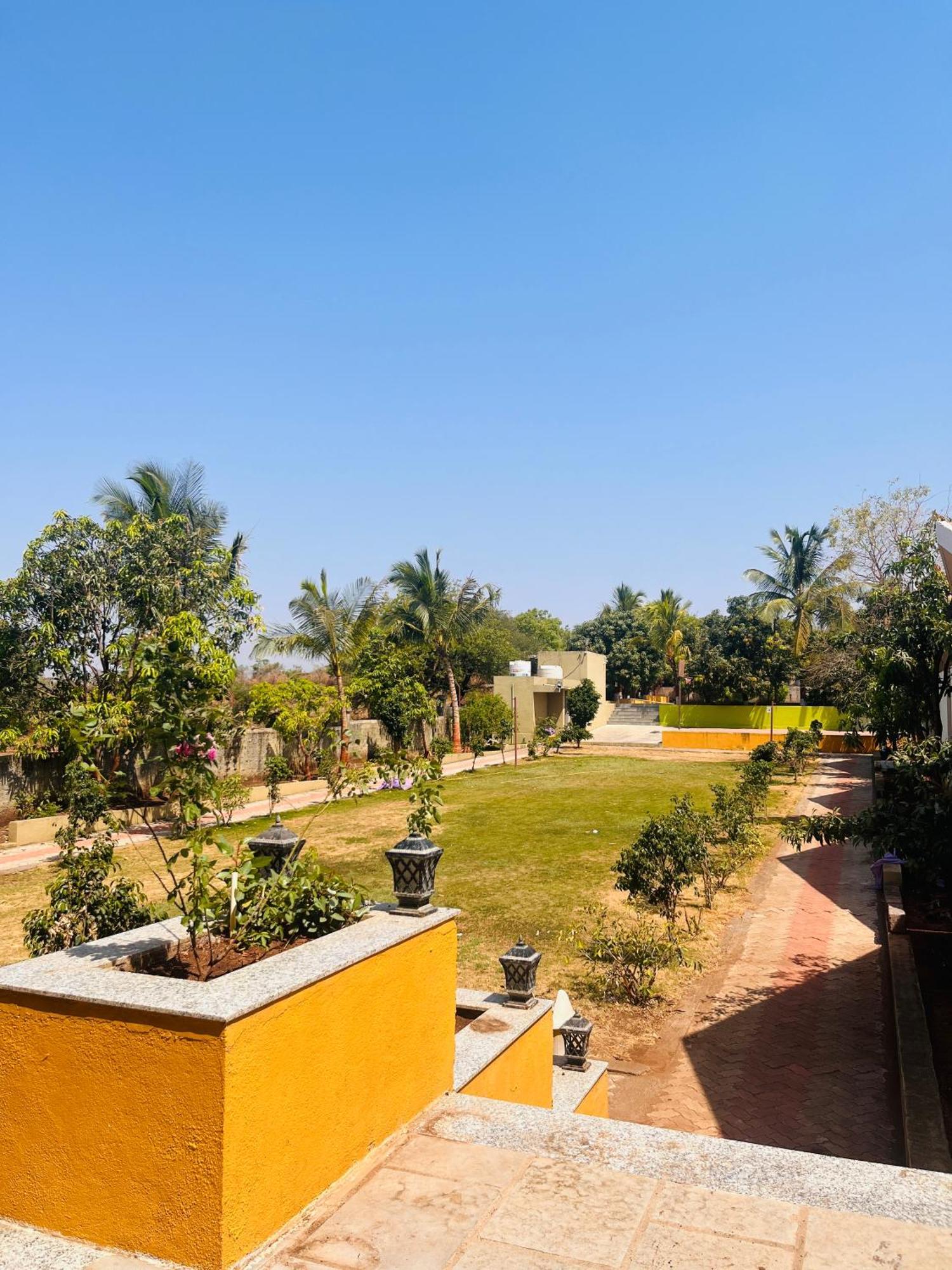 Lion Park Hotel & Resorts Sasan Gir Exterior photo