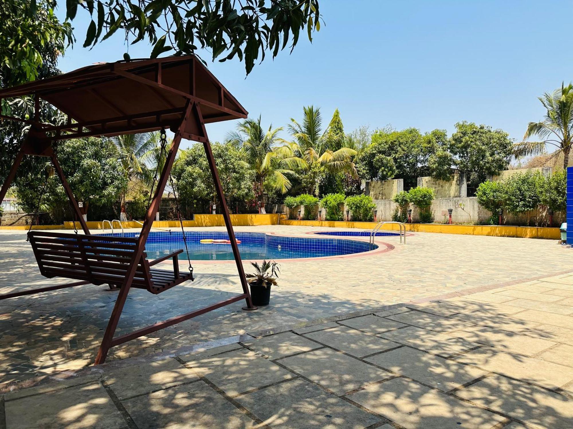 Lion Park Hotel & Resorts Sasan Gir Exterior photo